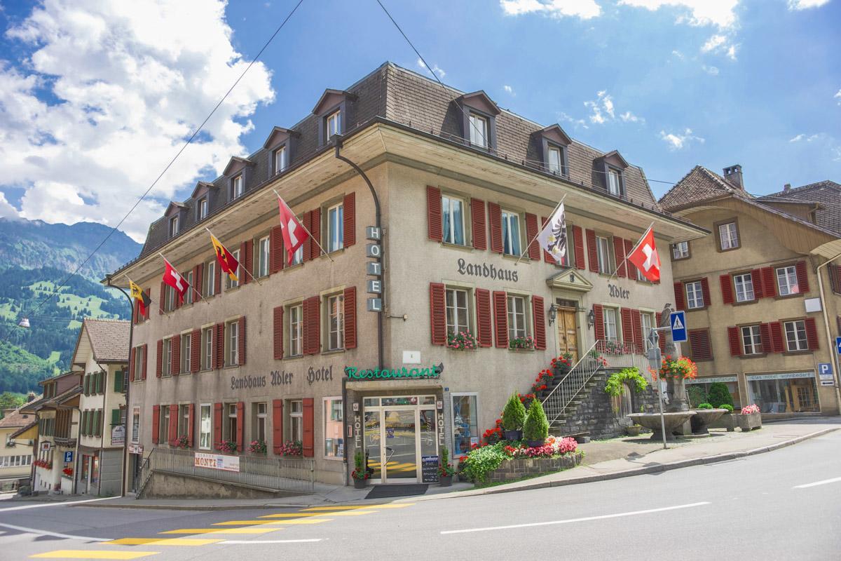 Hotel Landhaus Adler Frutigen Eksteriør bilde